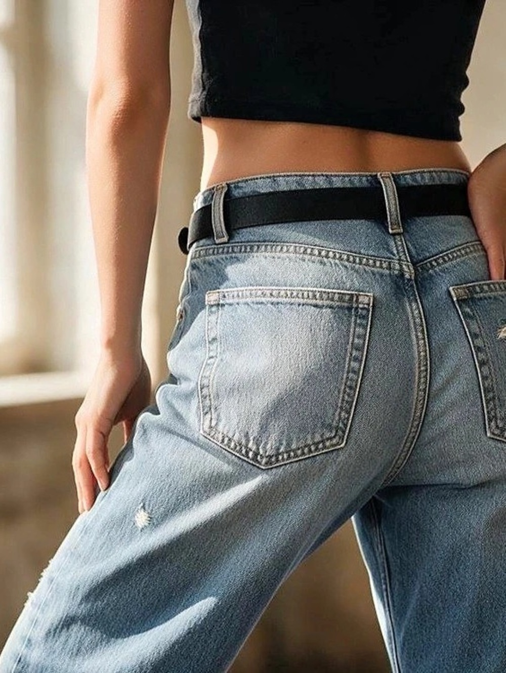 Topshop Mom Jeans W30 L30 Light Wash Distressed High Rise Tapered - Picture 6 of 11